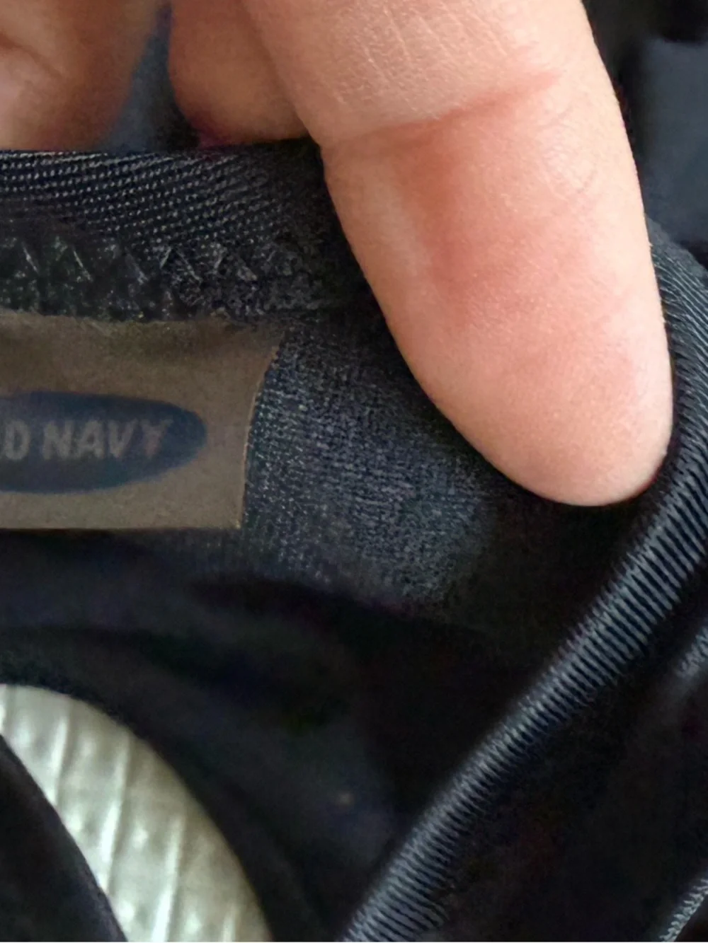 Old Navy|Baby Girl swimsuit  in solid Black, Ruffle One-Piece Swimwear•••0-3M